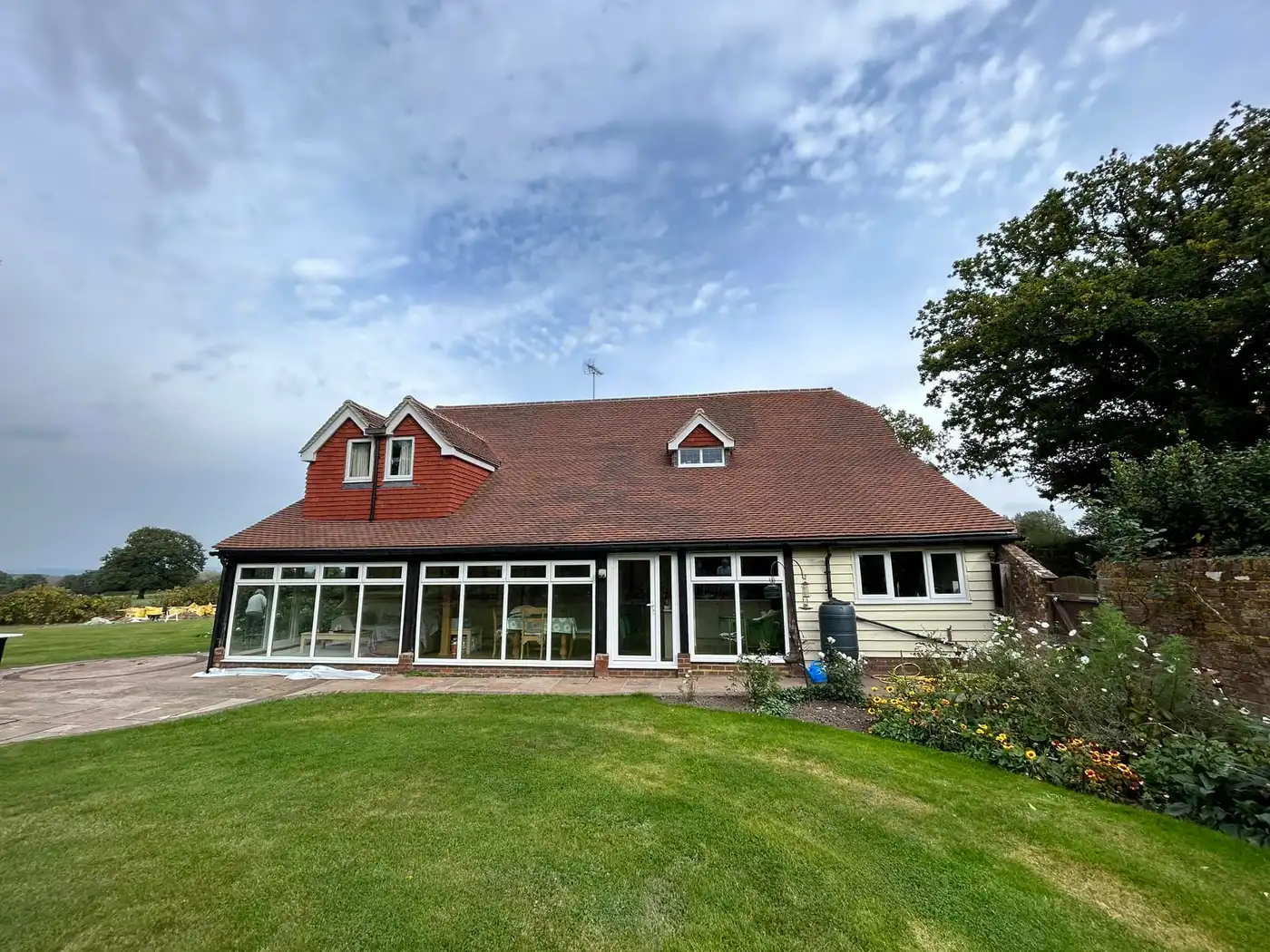 Pride Roofing Kent | Flat Roofing | Pitched Roofing | Roof Line | Repointing Services | Repair & Insurance | Leadwork